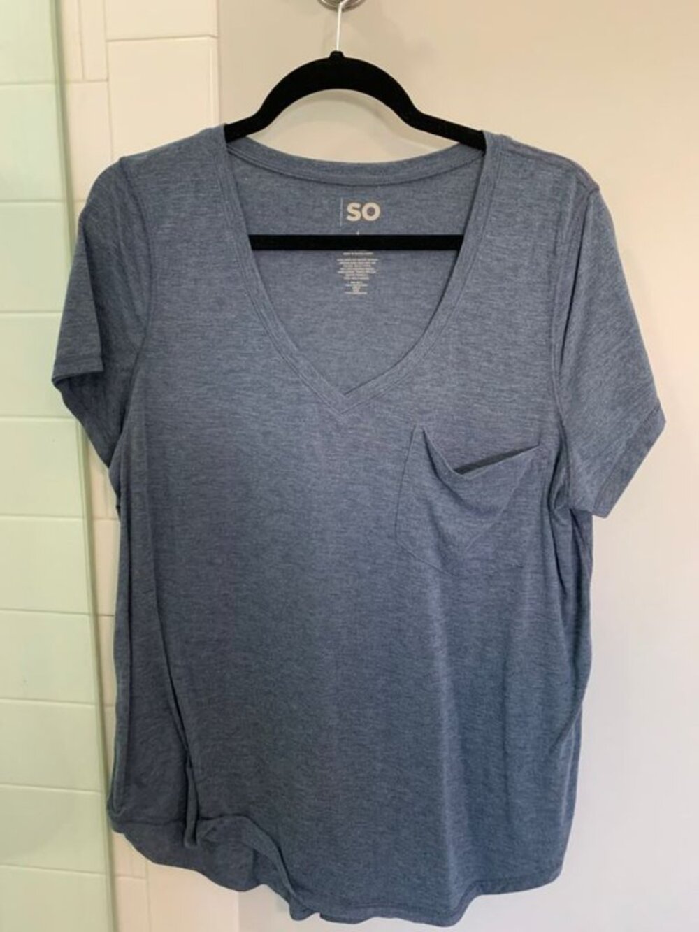 SO V-Neck T-Shirt Womens L blue Short Sleeve Basic Tee